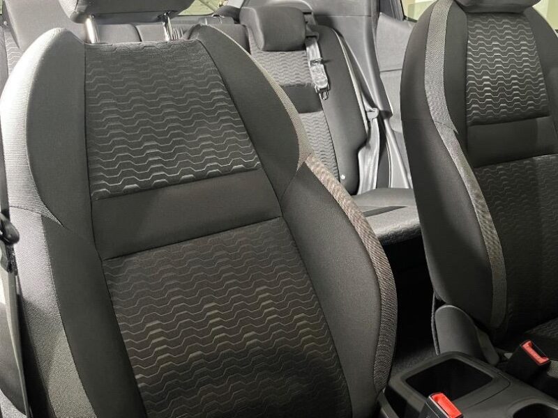 2025 Nissan Magnite 1.0 Visia Manual