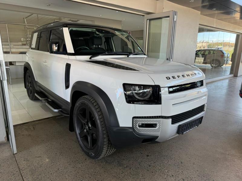 2020 Land Rover Defender 110 D300 X-Dynamic SE