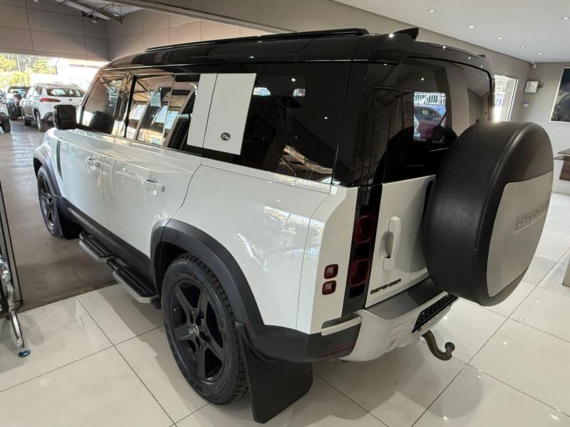2020 Land Rover Defender 110 D300 X-Dynamic SE